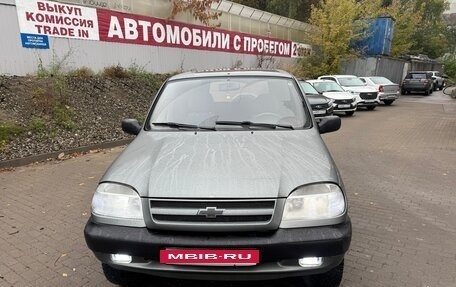 Chevrolet Niva I рестайлинг, 2004 год, 385 000 рублей, 2 фотография