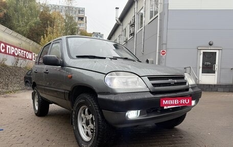 Chevrolet Niva I рестайлинг, 2004 год, 385 000 рублей, 3 фотография