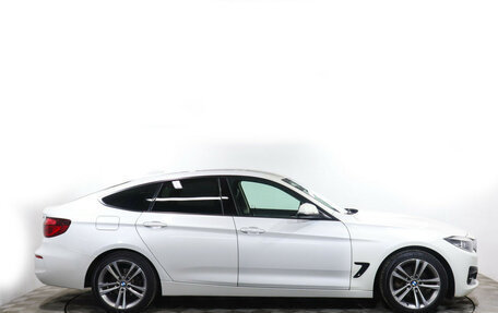 BMW 3 серия, 2019 год, 3 050 000 рублей, 4 фотография