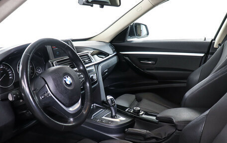BMW 3 серия, 2019 год, 3 050 000 рублей, 13 фотография