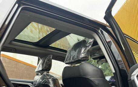 Toyota RAV4, 2025 год, 5 700 000 рублей, 26 фотография
