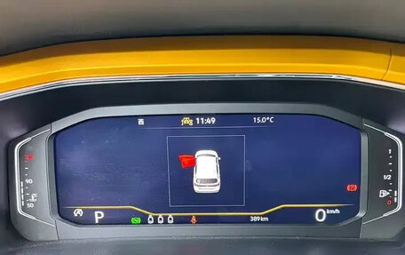 Volkswagen T-Cross I, 2022 год, 2 199 999 рублей, 7 фотография