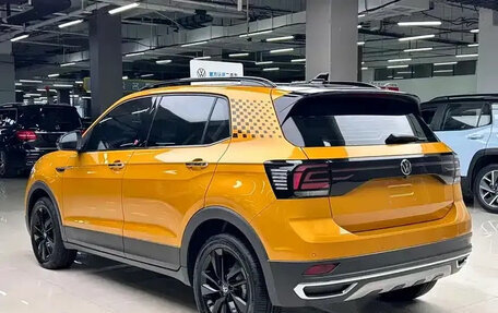 Volkswagen T-Cross I, 2022 год, 2 199 999 рублей, 2 фотография