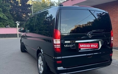 Mercedes-Benz Viano, 2013 год, 3 100 000 рублей, 4 фотография