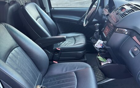 Mercedes-Benz Viano, 2013 год, 3 100 000 рублей, 8 фотография