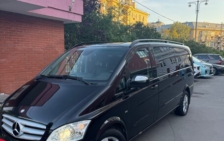Mercedes-Benz Viano, 2013 год, 3 100 000 рублей, 3 фотография