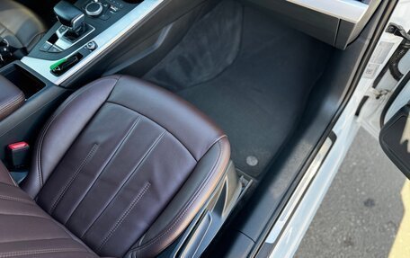 Audi A4, 2015 год, 1 565 000 рублей, 15 фотография