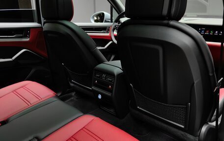 Porsche Cayenne III, 2023 год, 18 300 000 рублей, 21 фотография