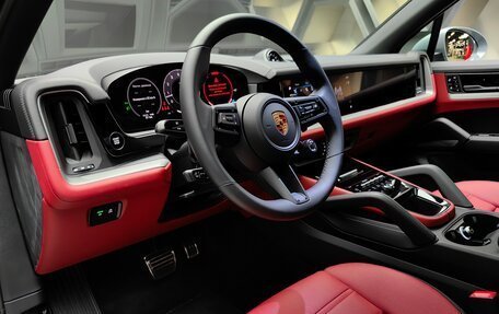 Porsche Cayenne III, 2023 год, 18 300 000 рублей, 16 фотография