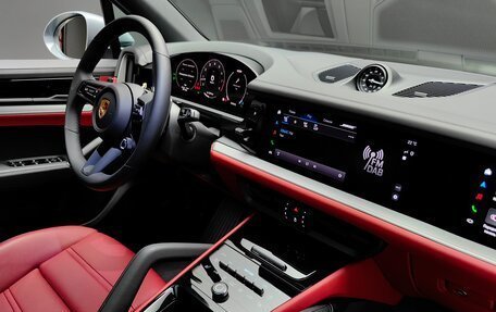 Porsche Cayenne III, 2023 год, 18 300 000 рублей, 25 фотография