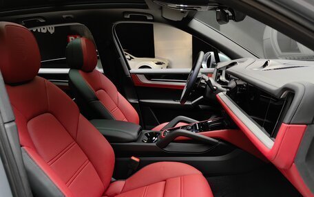 Porsche Cayenne III, 2023 год, 18 300 000 рублей, 26 фотография