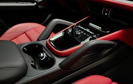 Porsche Cayenne III, 2023 год, 18 300 000 рублей, 34 фотография