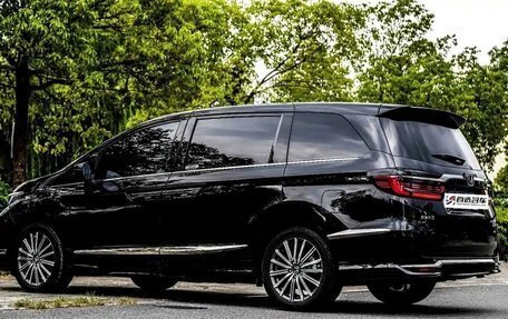 Honda Elysion, 2022 год, 3 375 000 рублей, 5 фотография