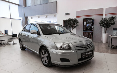 Toyota Avensis III рестайлинг, 2007 год, 656 000 рублей, 3 фотография