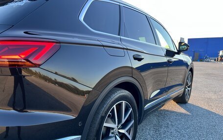 Volkswagen Touareg III, 2019 год, 5 500 000 рублей, 6 фотография