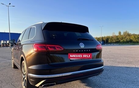 Volkswagen Touareg III, 2019 год, 5 500 000 рублей, 2 фотография