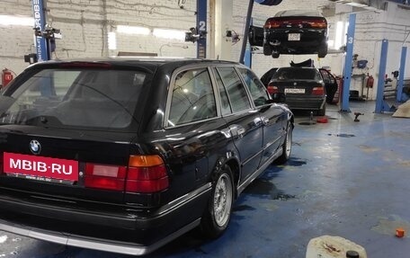 BMW 5 серия, 1991 год, 690 000 рублей, 26 фотография