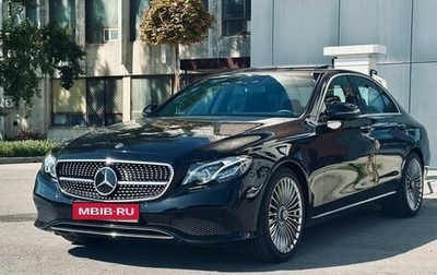 Mercedes-Benz E-Класс, 2019 год, 3 700 000 рублей, 1 фотография