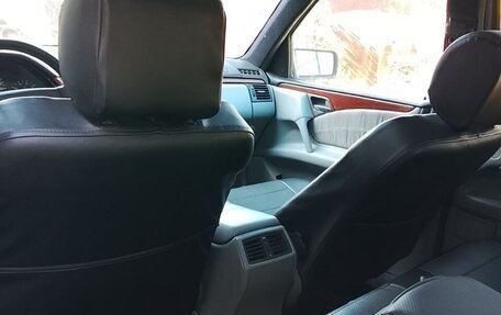 Mercedes-Benz E-Класс, 1996 год, 400 000 рублей, 7 фотография