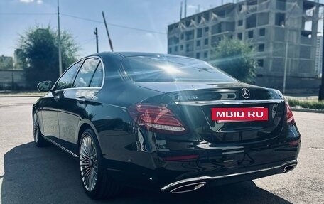 Mercedes-Benz E-Класс, 2019 год, 3 700 000 рублей, 5 фотография