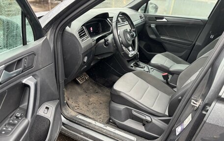 Volkswagen Tiguan II, 2019 год, 2 775 000 рублей, 4 фотография