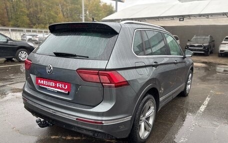 Volkswagen Tiguan II, 2019 год, 2 775 000 рублей, 6 фотография
