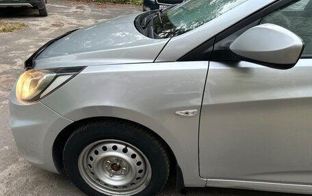 Hyundai Solaris II рестайлинг, 2013 год, 630 000 рублей, 2 фотография