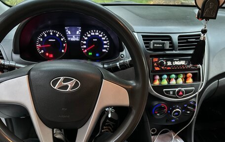 Hyundai Solaris II рестайлинг, 2013 год, 630 000 рублей, 8 фотография