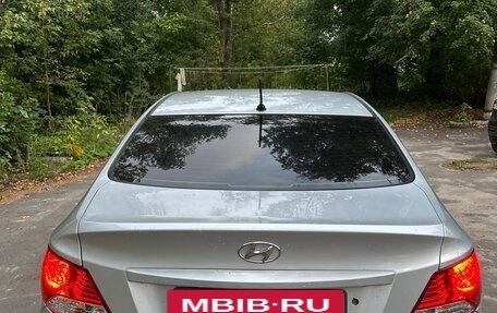 Hyundai Solaris II рестайлинг, 2013 год, 630 000 рублей, 4 фотография