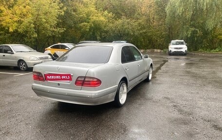 Mercedes-Benz E-Класс, 2001 год, 480 000 рублей, 6 фотография