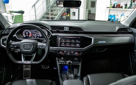 Audi Q3, 2020 год, 5 000 000 рублей, 19 фотография