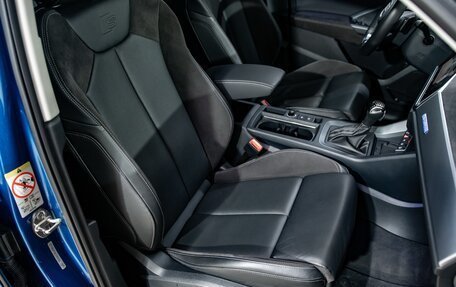 Audi Q3, 2020 год, 5 000 000 рублей, 32 фотография