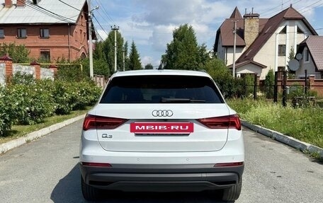 Audi Q3, 2021 год, 2 200 000 рублей, 5 фотография