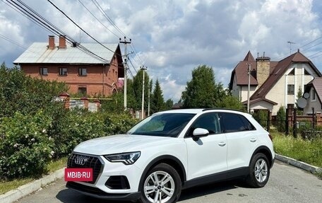 Audi Q3, 2021 год, 2 200 000 рублей, 3 фотография