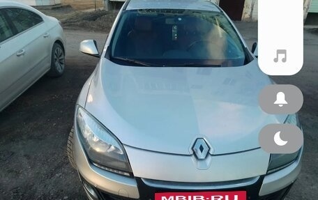 Renault Megane III, 2014 год, 425 000 рублей, 4 фотография