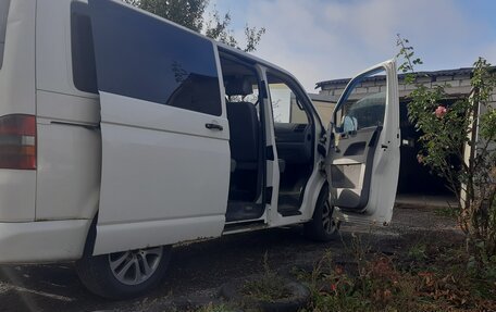 Volkswagen Transporter T5 рестайлинг, 2004 год, 940 000 рублей, 6 фотография