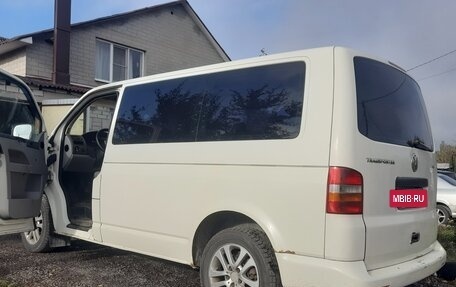 Volkswagen Transporter T5 рестайлинг, 2004 год, 940 000 рублей, 7 фотография