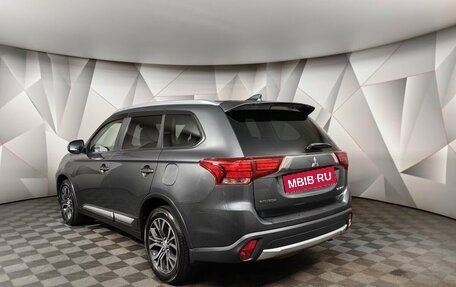 Mitsubishi Outlander III рестайлинг 3, 2018 год, 1 993 000 рублей, 4 фотография