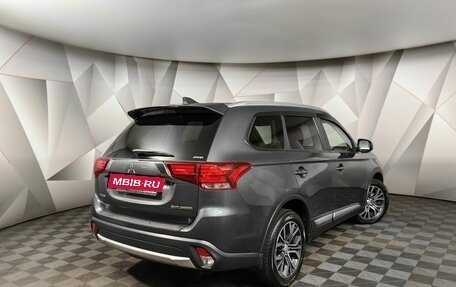 Mitsubishi Outlander III рестайлинг 3, 2018 год, 1 993 000 рублей, 2 фотография