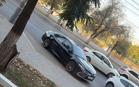 Toyota Camry, 2018 год, 3 300 000 рублей, 13 фотография