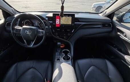 Toyota Camry, 2018 год, 3 300 000 рублей, 11 фотография