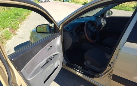 KIA Rio II, 2009 год, 650 000 рублей, 10 фотография