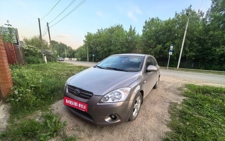 KIA cee'd I рестайлинг, 2008 год, 380 000 рублей, 7 фотография