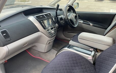 Toyota Opa I рестайлинг, 2002 год, 535 000 рублей, 9 фотография