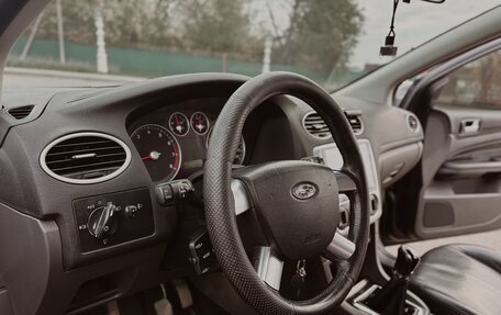 Ford Focus II рестайлинг, 2005 год, 520 000 рублей, 6 фотография