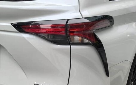 Toyota Sienna, 2022 год, 4 742 000 рублей, 8 фотография