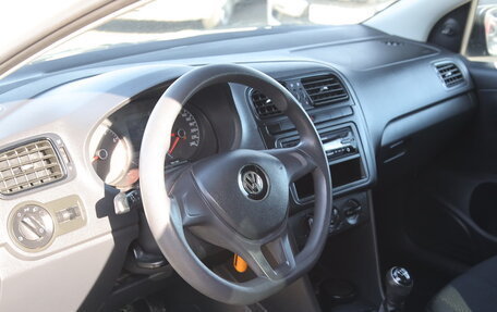 Volkswagen Polo VI (EU Market), 2017 год, 1 135 987 рублей, 13 фотография