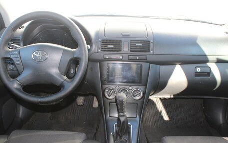 Toyota Avensis III рестайлинг, 2006 год, 750 000 рублей, 9 фотография