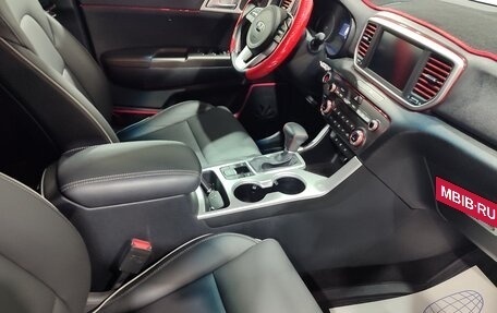 KIA Sportage IV рестайлинг, 2020 год, 2 600 000 рублей, 16 фотография