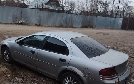 Dodge Stratus II, 2004 год, 225 000 рублей, 1 фотография